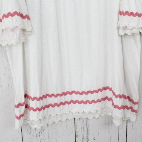 Crown & Ivy White Cold Shoulder Top - Picture 4 of 12